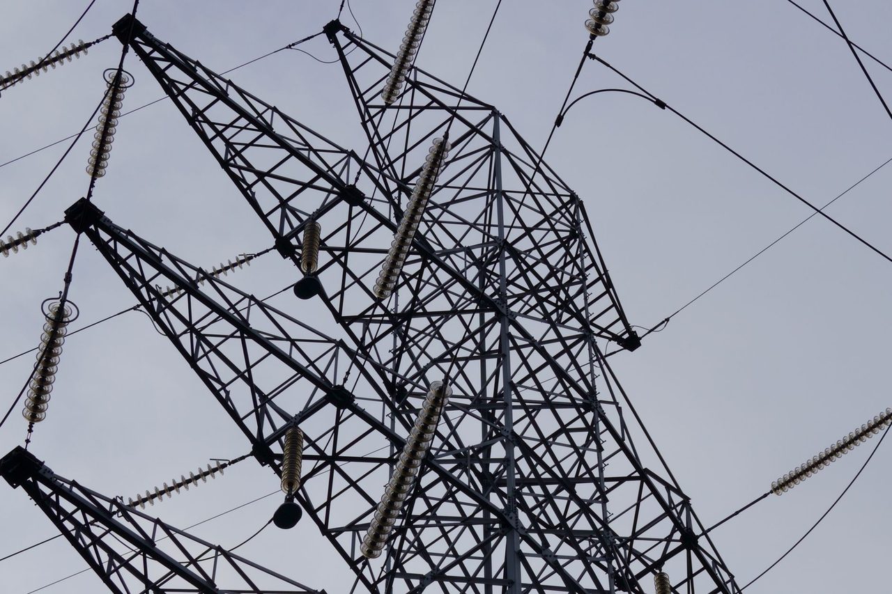 Dynamic Line Rating for RE Evacuation in India 2026: ISTS Capacity, Costs, Grid Codes