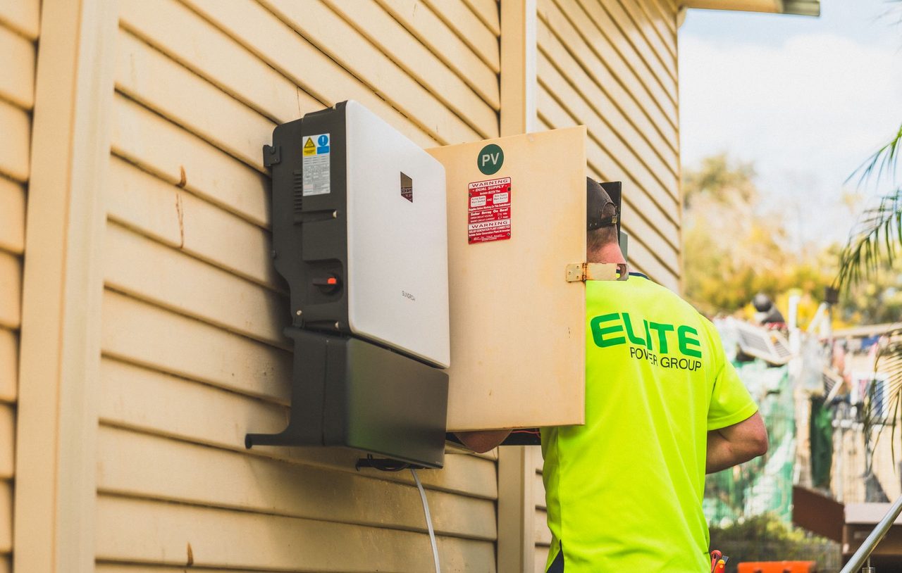 Grid-Forming Inverters for RE Evacuation in India 2026: ISTS Readiness, Costs, Studies
