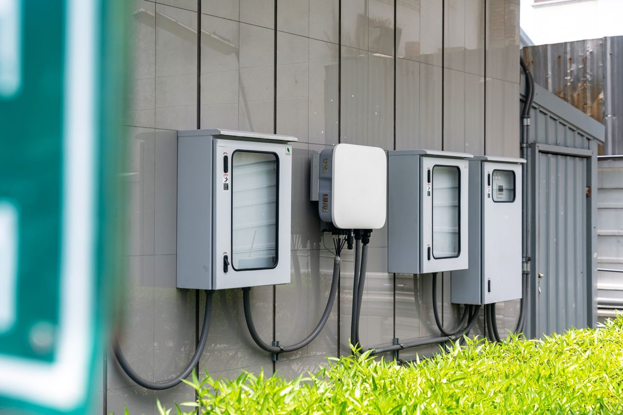 India Solar SCB Design 2026: Fuse, SPD, Combiner Ratings and EPC Risk Guide